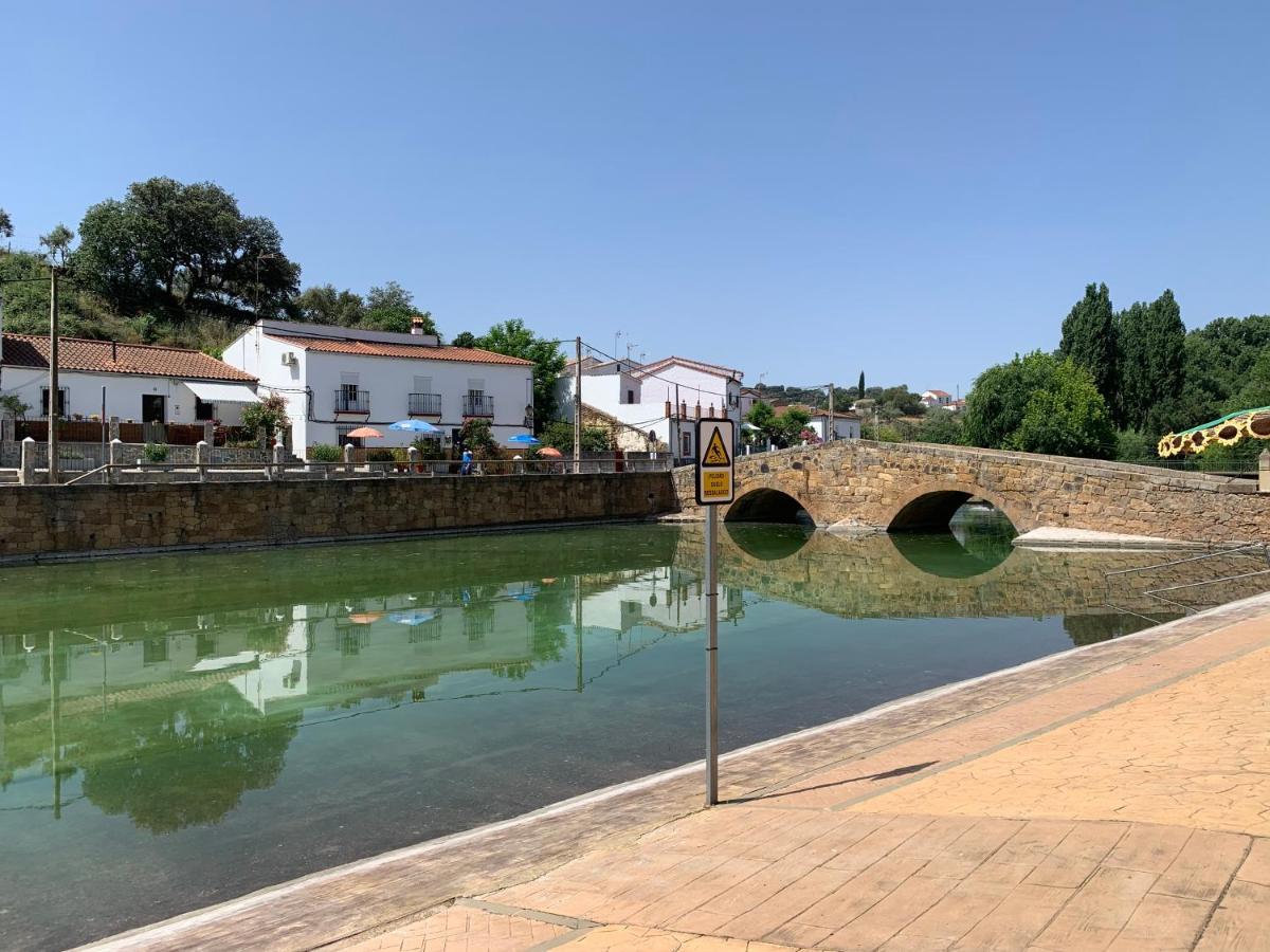 Casa Rural Nacimiento Del Hueznar - Tomillo 17 San Nicolás del Puerto Eksteriør billede